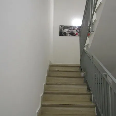 Maison La Metro B&B